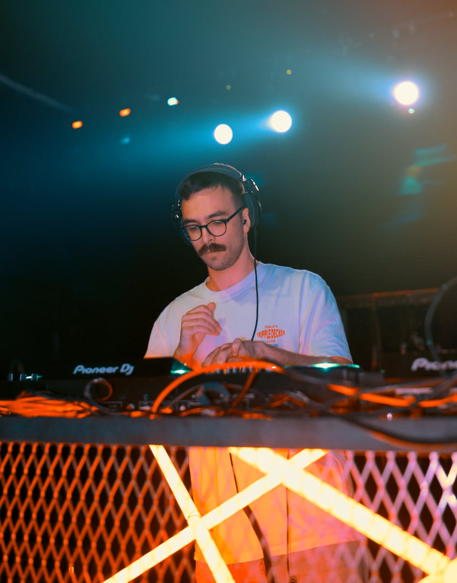 BLLYZ performing live